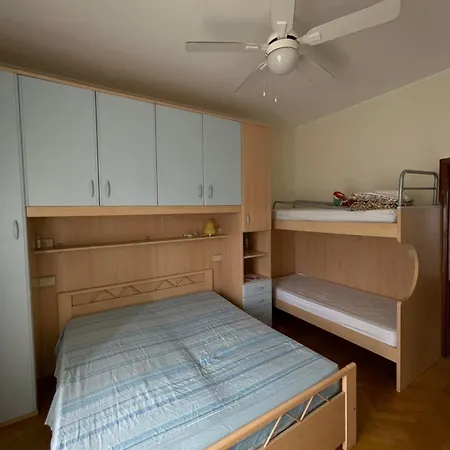 Marotta, Delizioso E Ampio Trilocale A 400mt Dal Mare Appartamento Marotta