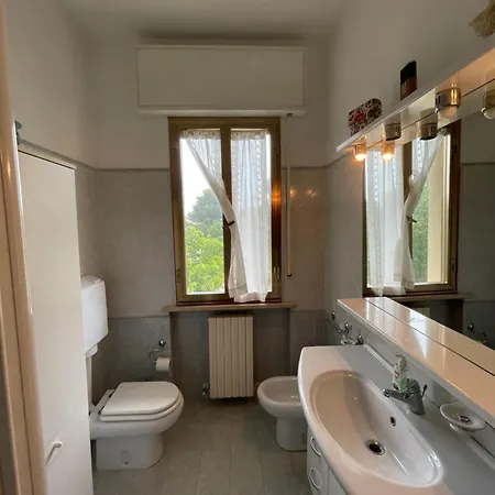 Marotta, Delizioso E Ampio Trilocale A 400mt Dal Mare Appartamento *